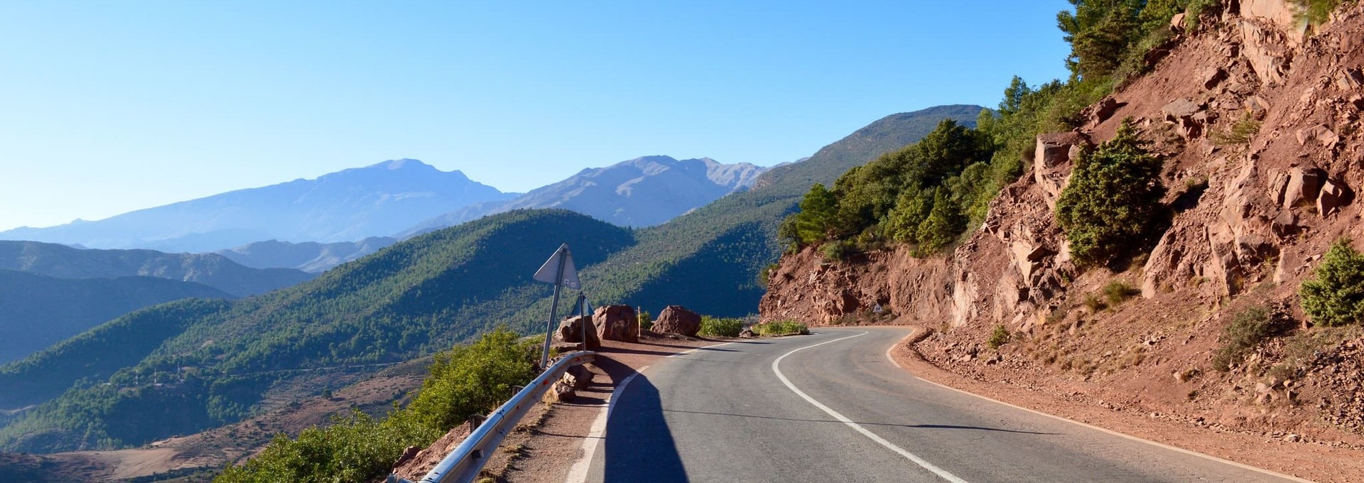 Autotour à travers l’Atlas