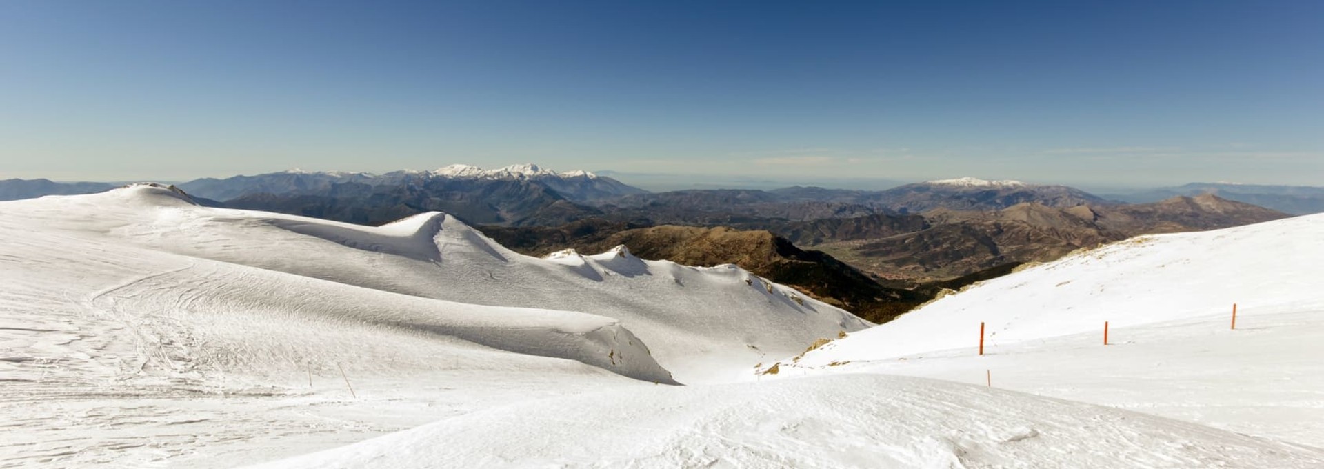 Entre glisse et découverte culturelle, la Grèce en hiver