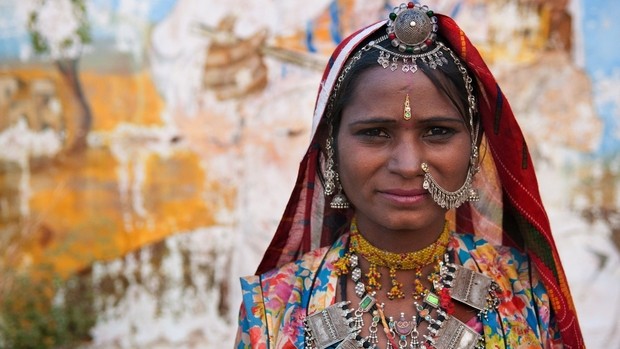 Femme indienne en vêtement traditionnel