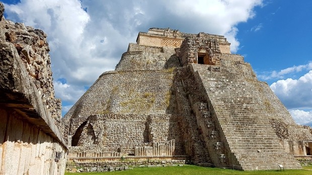 Uxmal, temple Ycatan Mexique