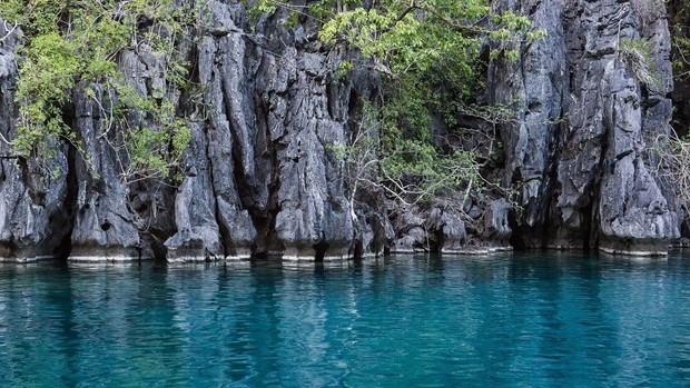Kayagan Lake aux Philippines