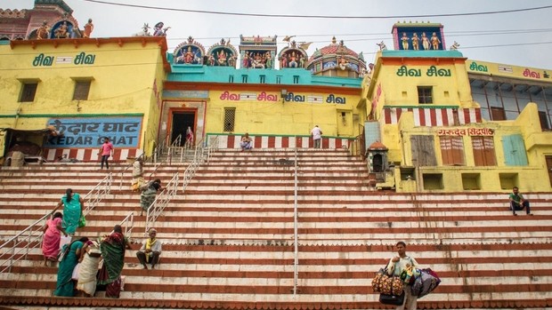 Les marches menant au Gange à Varanasi