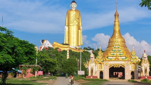 Monastère de Monywa en Birmanie