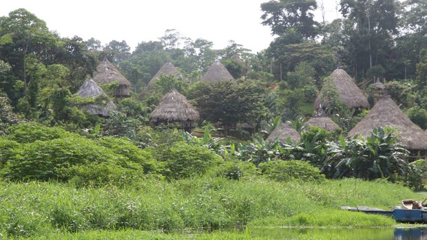 Village des indiens au Panama