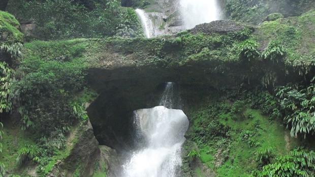 Cascade de Breo au Pérou