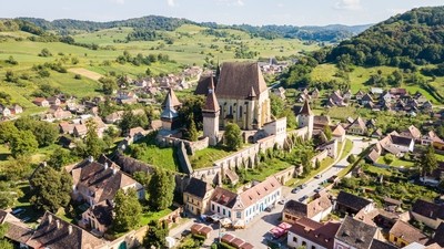 Villages typiques et monastères