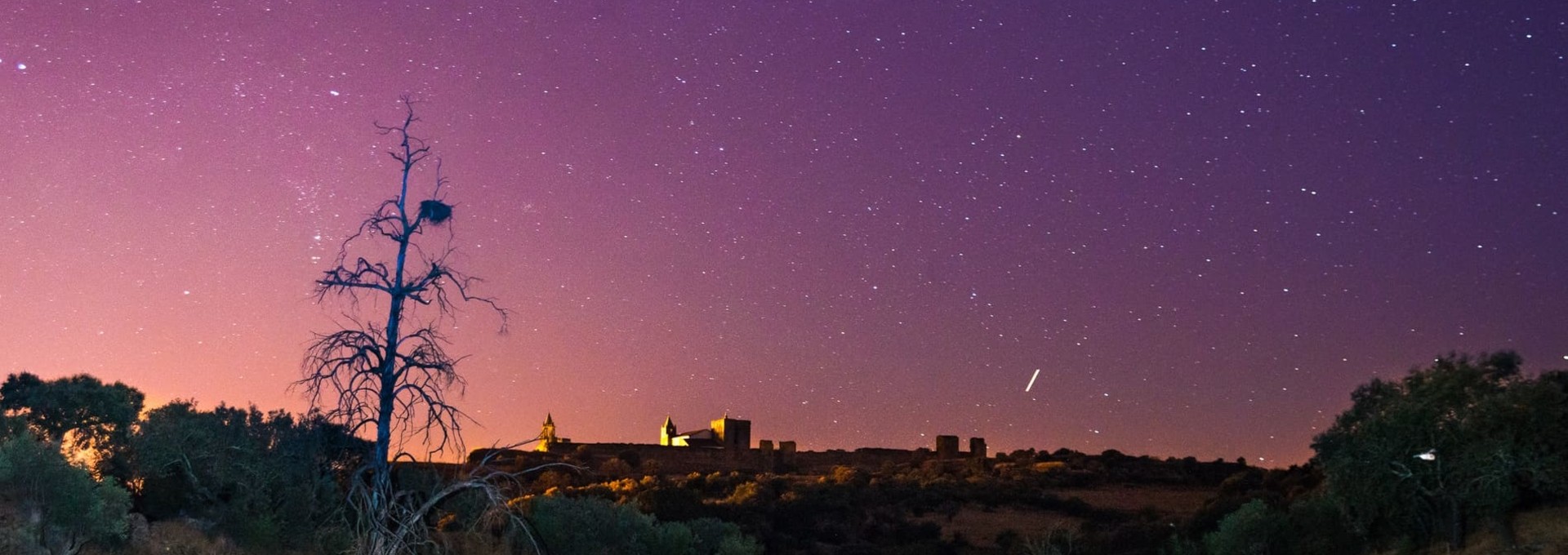 Dîner et observation des étoiles au bord d’un lac de l’Alentejo