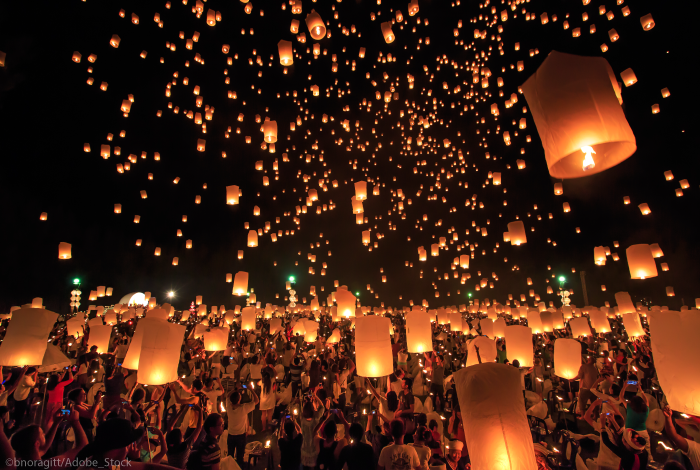 lanternes-thailande-ciel-lumieres